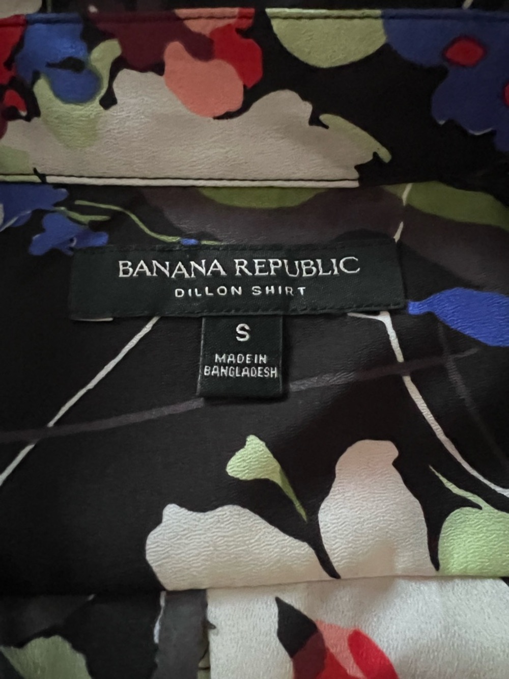 NWOT Banana Republic Dillon Shirt |  button down silky blouse sz S - Picture 8 of 9